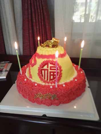 7五月生日.jpg 7五月生日.jpg